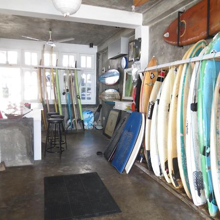Mountain Wave Hotel And Surfshop Hikkaduwa Exterior photo